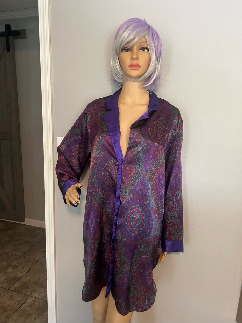 Victoria's Secret 90’s Vintage Gold Label Paisley Satin Button-Front Nightshirt